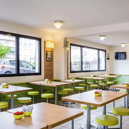 Ibis Budget Versailles 2* Coignières