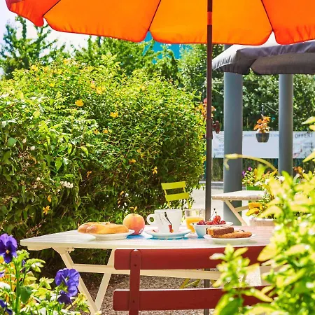 Ibis Budget Versailles Hotel Coignières