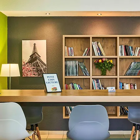 Ibis Budget Versailles 2*
