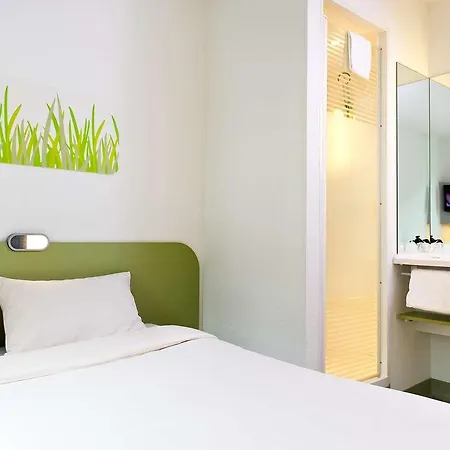 Ibis Budget Versailles Hotel Coignières