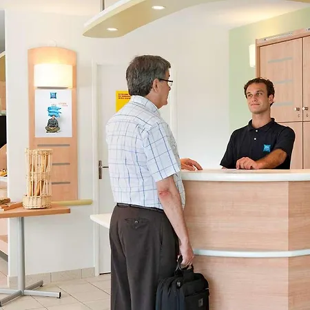 Ibis Budget Versailles Hotel