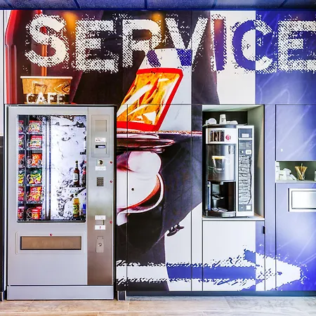 Ibis Budget Versailles Hotel
