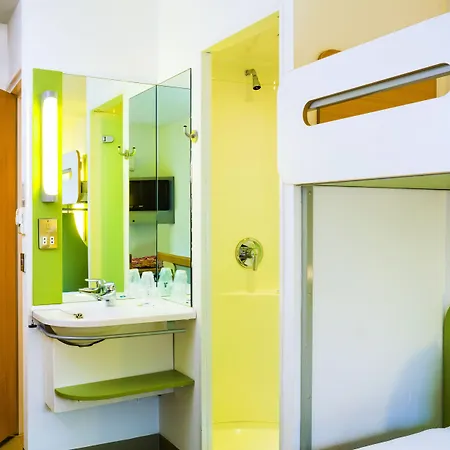 Hotel Ibis Budget Versailles 2*