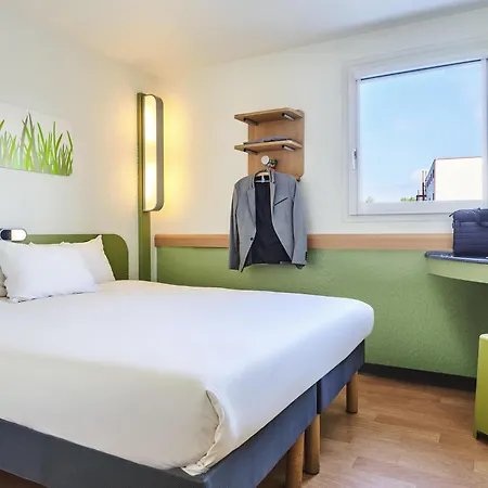Ibis Budget Versailles Hotel