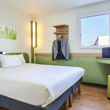 Ibis Budget Versailles 2* Coignières