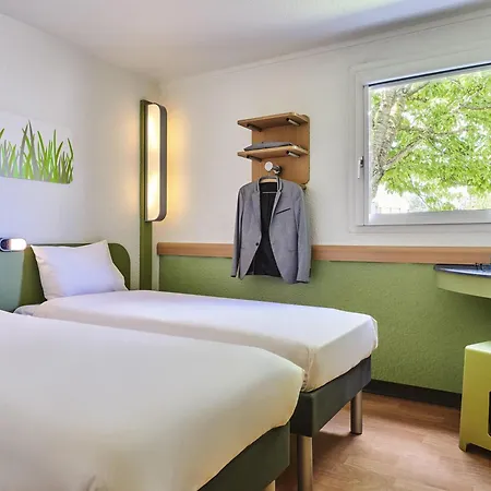 Hotel Ibis Budget Versailles 2*