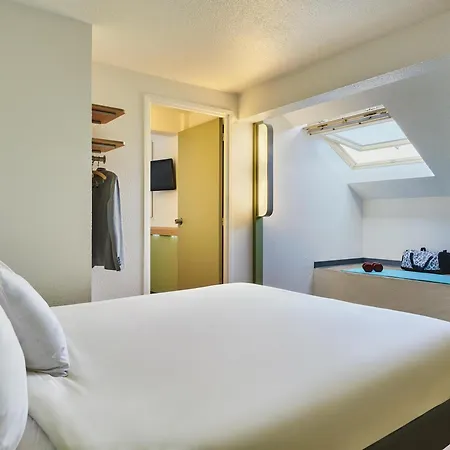 Ibis Budget Versailles Coignières